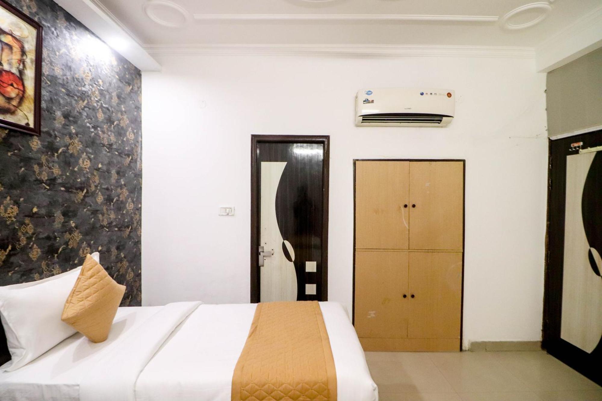 Hotel Stay Villa Delhi Airport Nova Deli Exterior foto