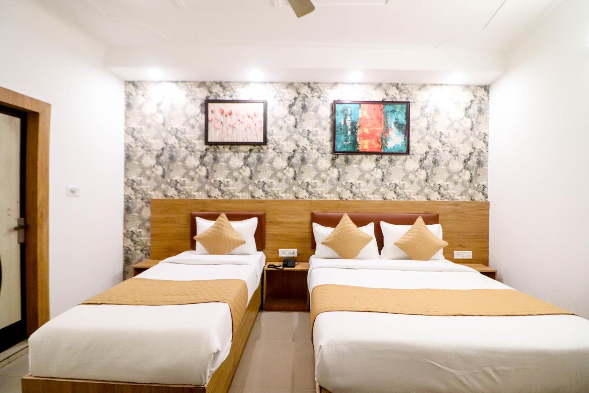 Hotel Stay Villa Delhi Airport Nova Deli Exterior foto